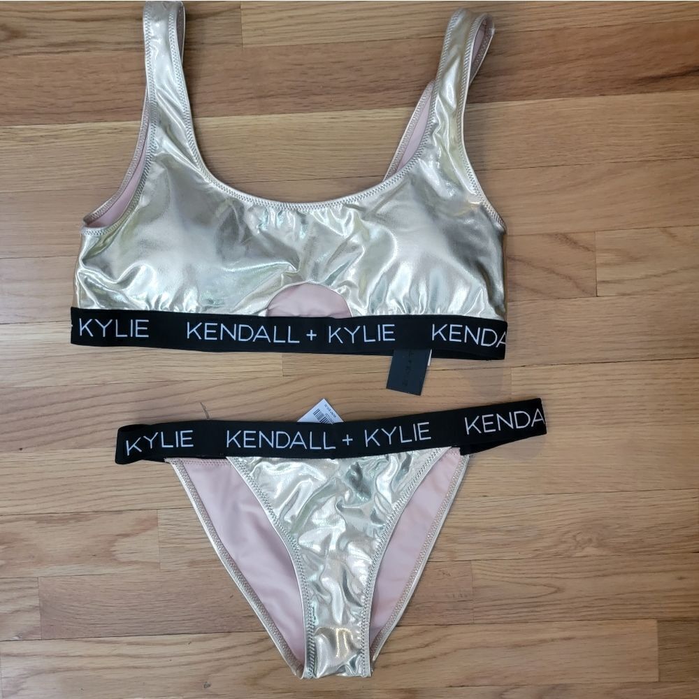KENDALL + KYLIE gold Peekaboo Swim top  Peekaboo Bottom very relaxing $99 junior - Picture 6 of 13